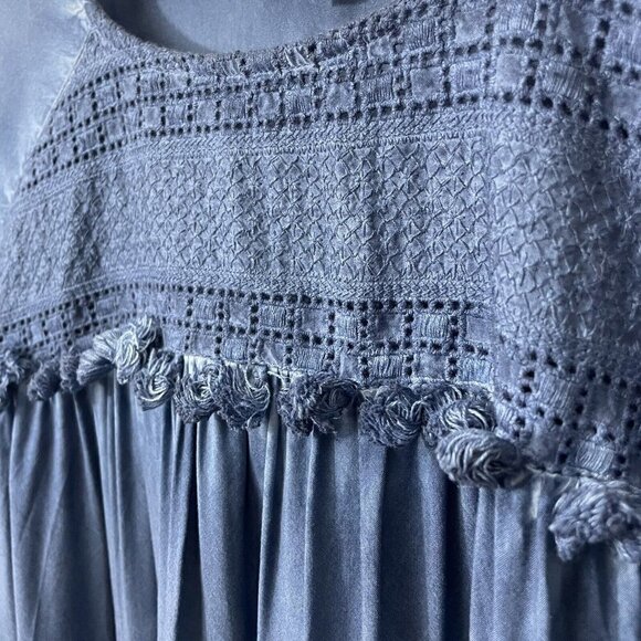 Temperance Boho T-Shirt Top Womens L Blue Crochet Blouse Tassel Lace Fringe EUC - Picture 3 of 10